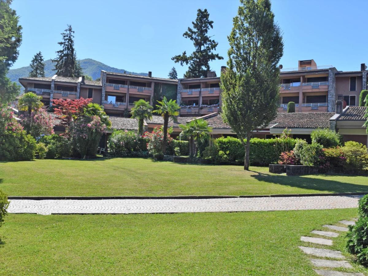 Apartment Hermitage-5 By Interhome Porto Valtravaglia Luaran gambar