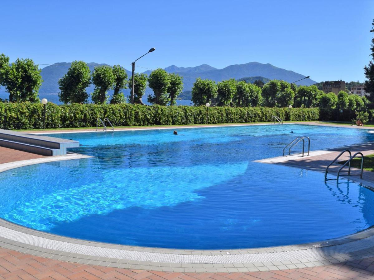 Apartment Hermitage-5 By Interhome Porto Valtravaglia Luaran gambar