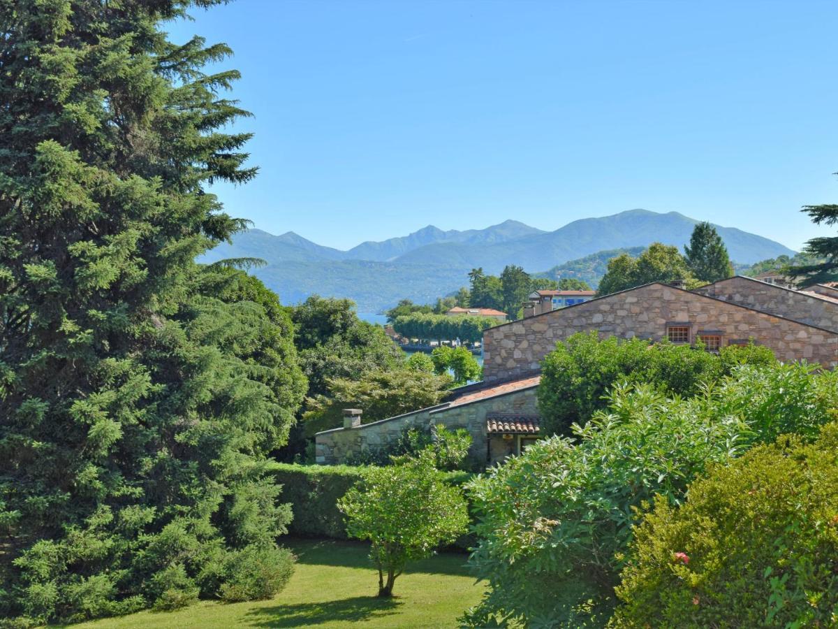 Apartment Hermitage-5 By Interhome Porto Valtravaglia Luaran gambar