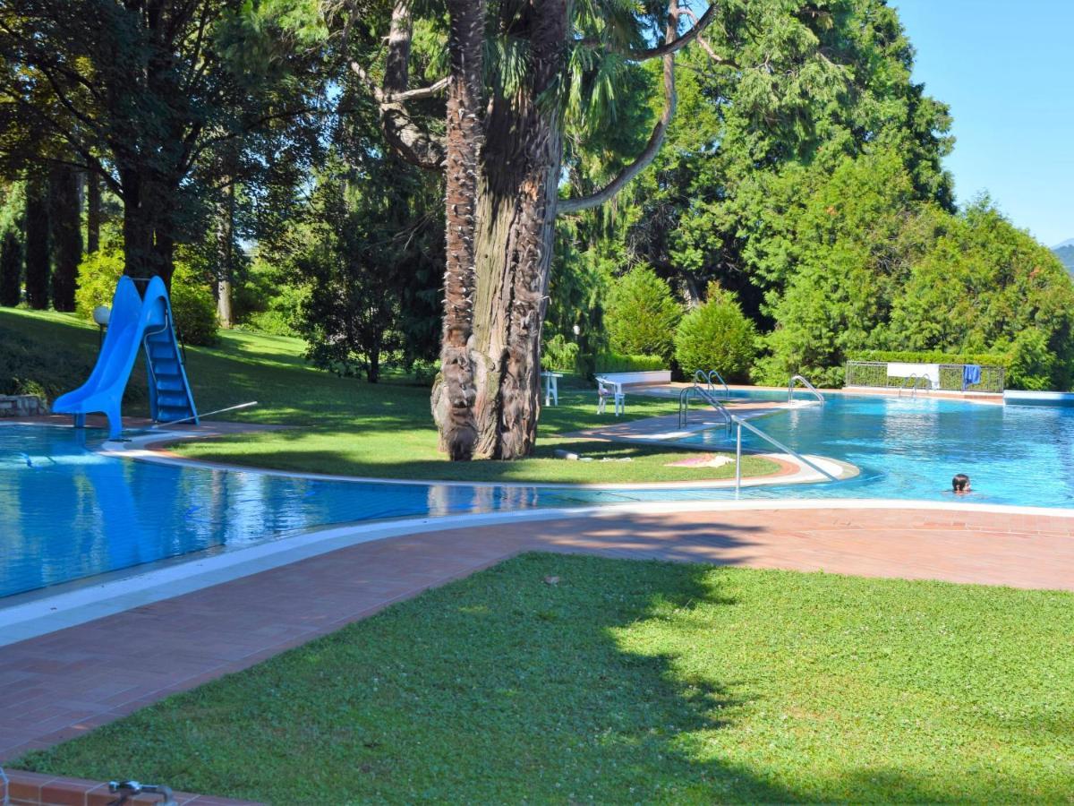 Apartment Hermitage-5 By Interhome Porto Valtravaglia Luaran gambar