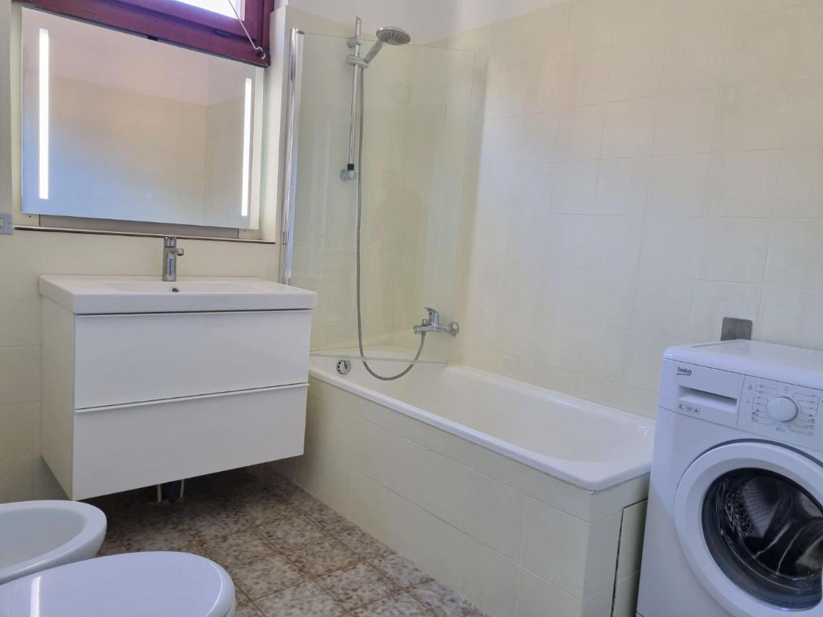 Apartment Hermitage-5 By Interhome Porto Valtravaglia Luaran gambar