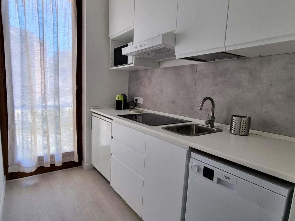 Apartment Hermitage-5 By Interhome Porto Valtravaglia Luaran gambar